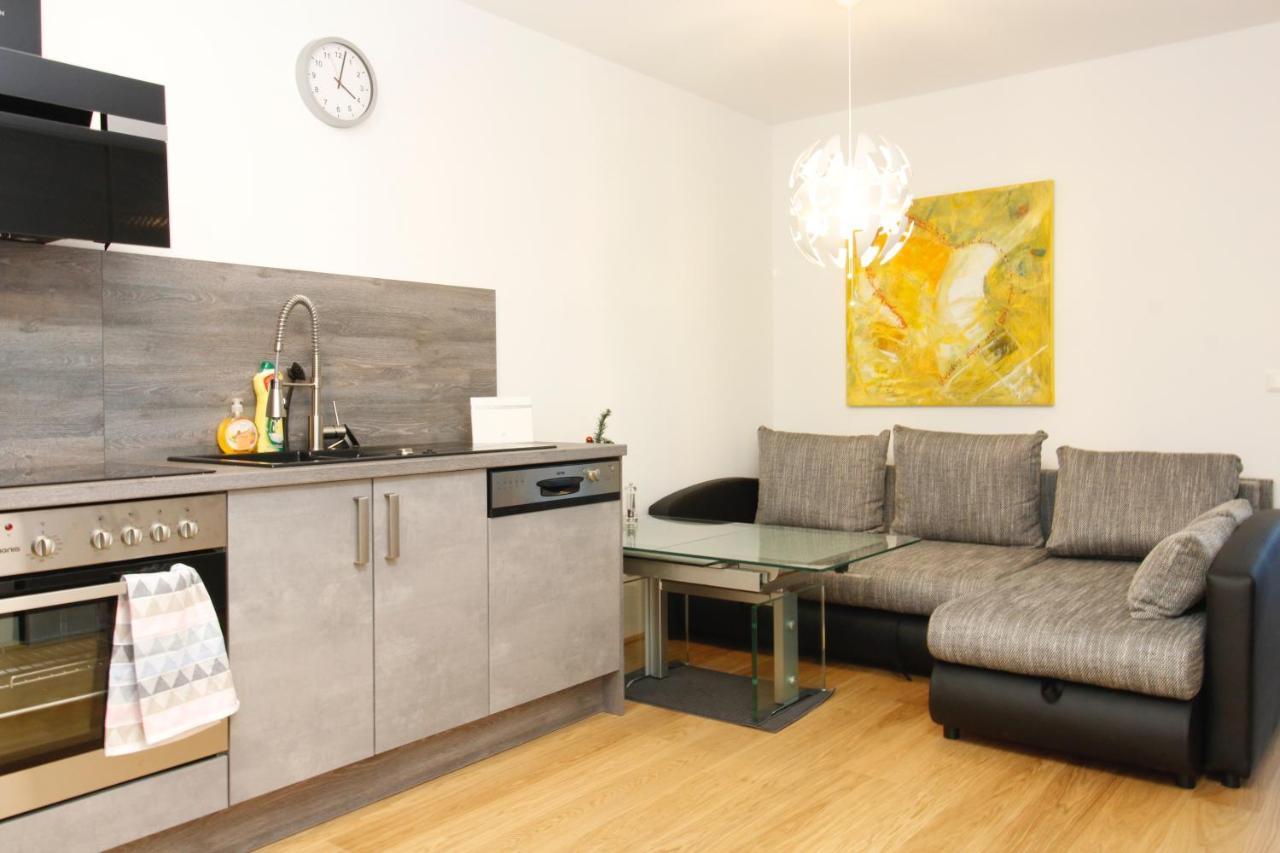 Balcony/Pool/Free Parking Garage Studio فيينا المظهر الخارجي الصورة