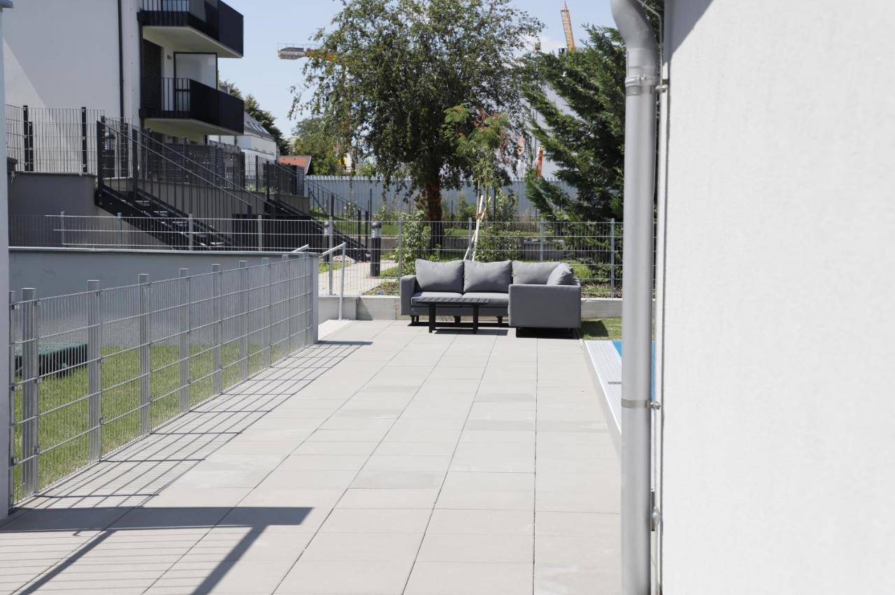 Balcony/Pool/Free Parking Garage Studio فيينا المظهر الخارجي الصورة